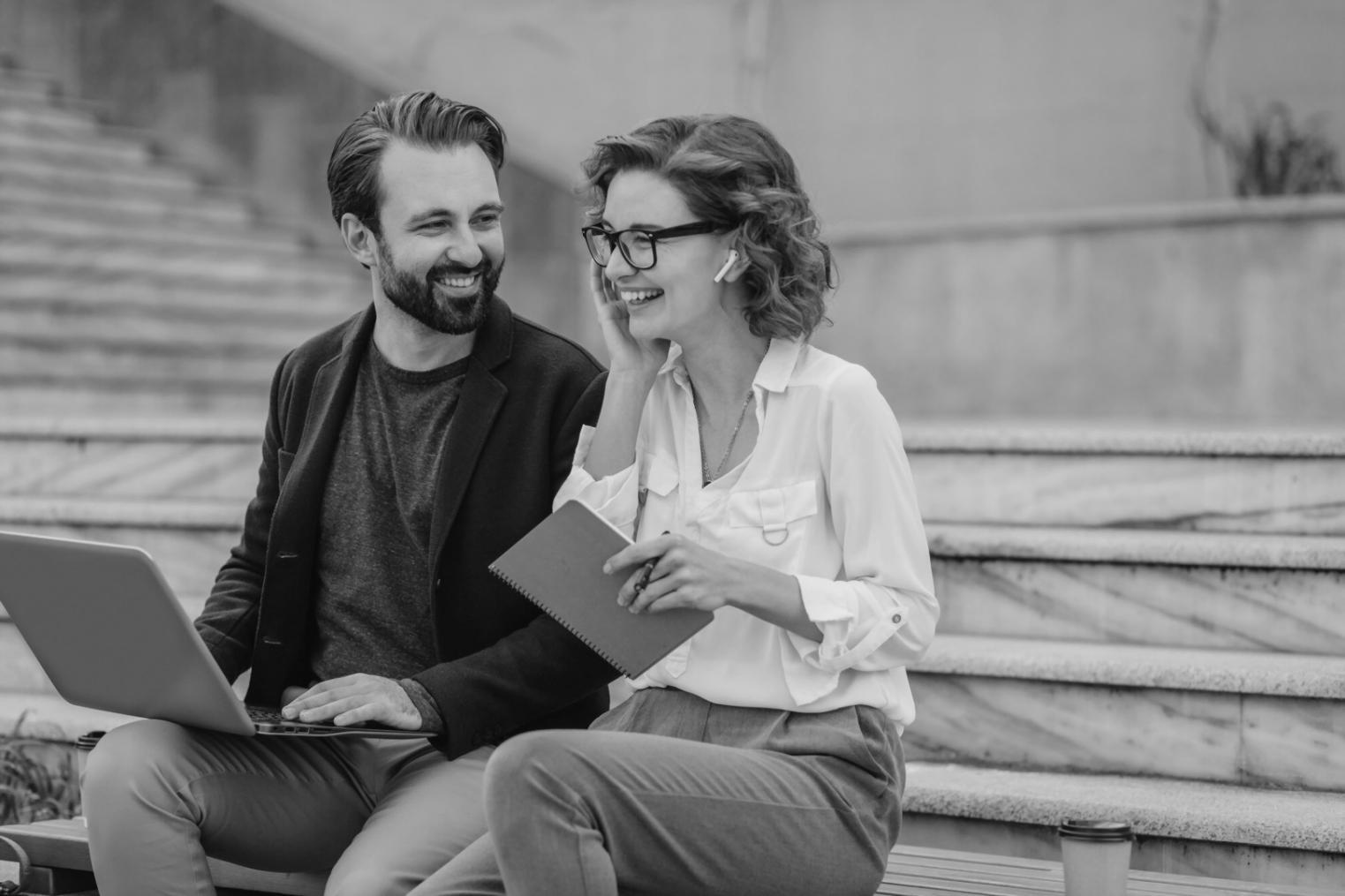 Planification financière avec calendrier et objectifs mensuels